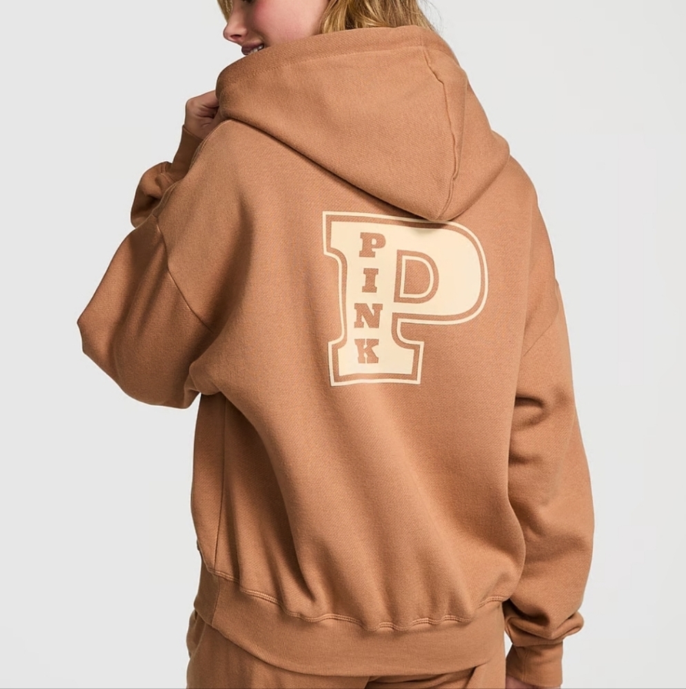 Pink VS full zip hoodie size mediam new with tags